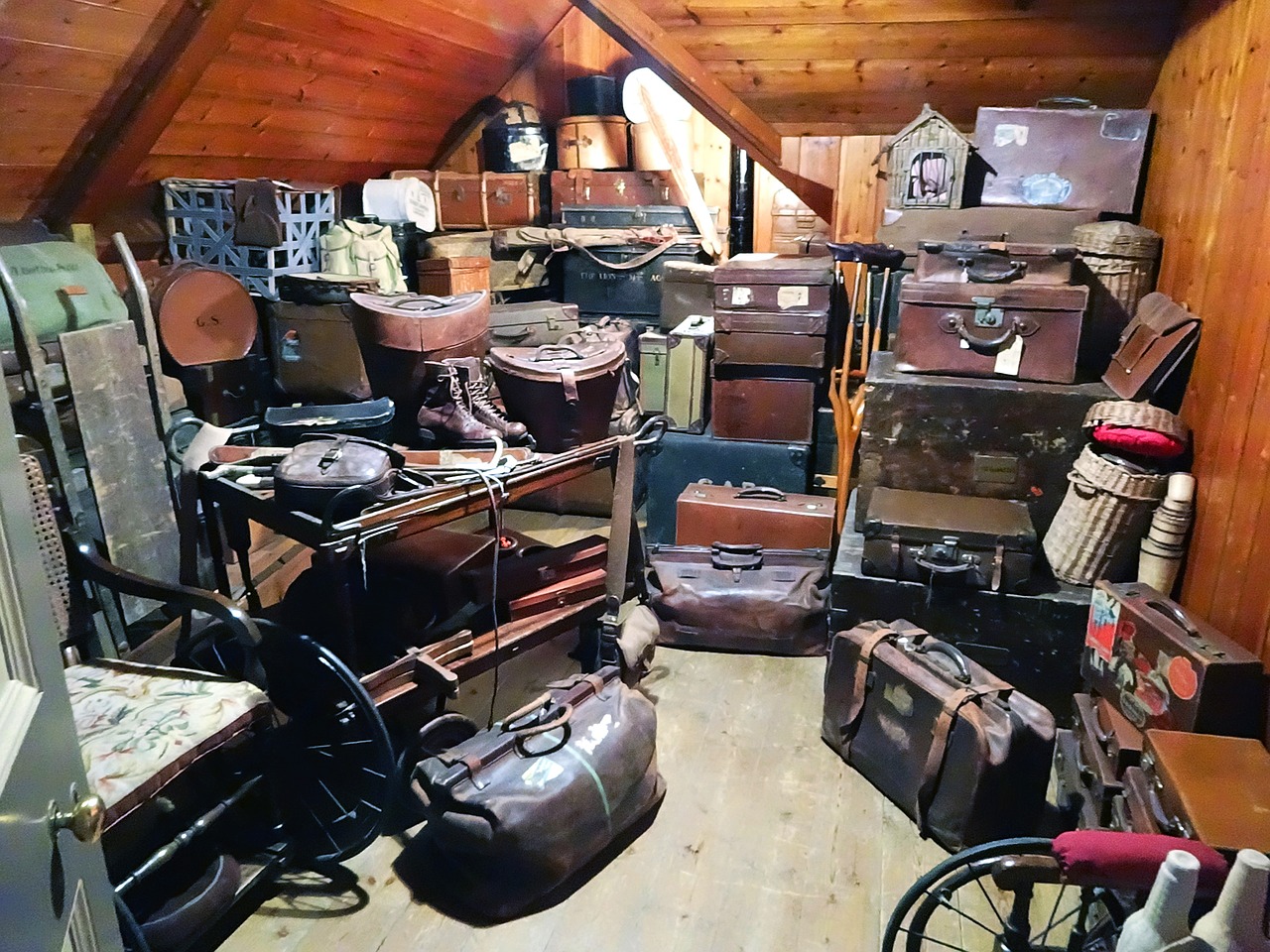 luggage, trunk, storage-638376.jpg